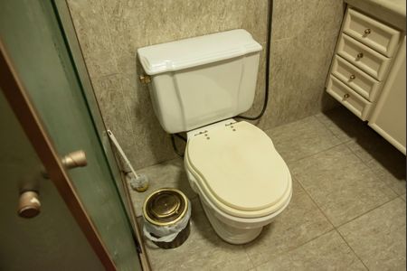 Apartamento à venda com 399m², 4 quartos e 7 vagasBanheiro da Suíte 3