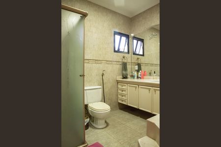 Apartamento à venda com 399m², 4 quartos e 7 vagasBanheiro da Suíte 3