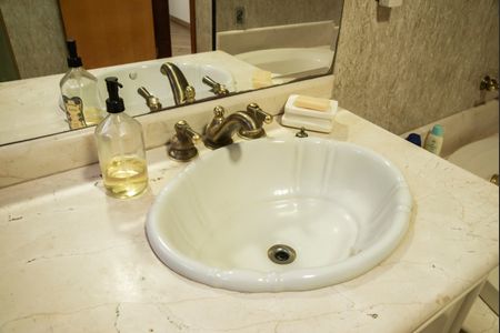 Apartamento à venda com 399m², 4 quartos e 7 vagasBanheiro da Suíte 3