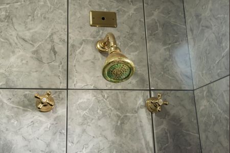 Apartamento à venda com 399m², 4 quartos e 7 vagasBanheiro da Suíte 2