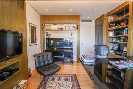 Apartamento à venda com 4 quartos, 538m² em Santa Cecilia, São Paulo