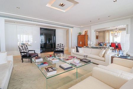 Apartamento à venda com 4 quartos, 538m² em Santa Cecilia, São Paulo