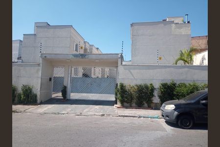 Casa de condomínio à venda com 65m², 2 quartos e 1 vagaFachada