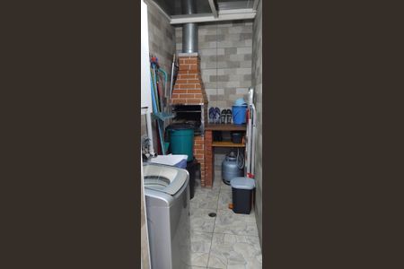 Casa de condomínio à venda com 65m², 2 quartos e 1 vagaÁrea de Serviço