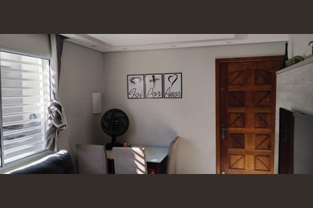 Sala de casa de condomínio à venda com 2 quartos, 65m² em Ponte Rasa, São Paulo