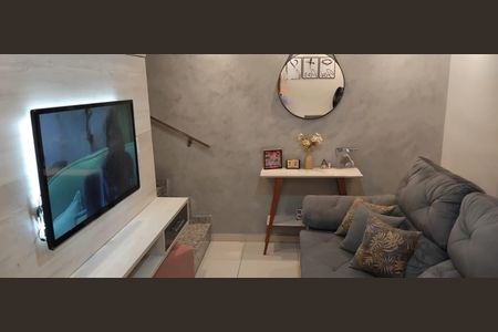 Sala de casa de condomínio à venda com 2 quartos, 65m² em Ponte Rasa, São Paulo