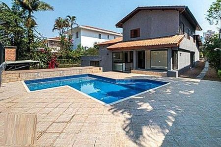Casa à venda com 600m², 3 quartos e 6 vagas