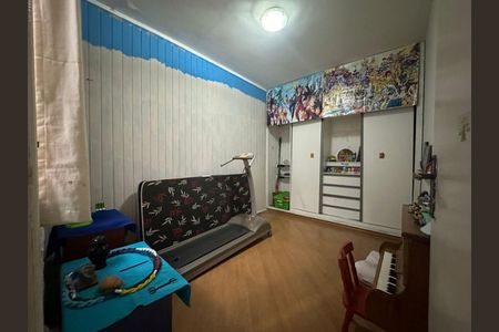 Casa à venda com 3 quartos, 140m² em Vila Carrão, São Paulo