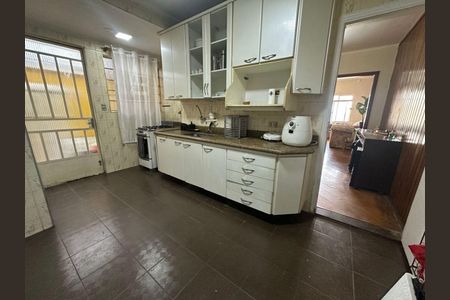 Casa à venda com 3 quartos, 140m² em Vila Carrão, São Paulo