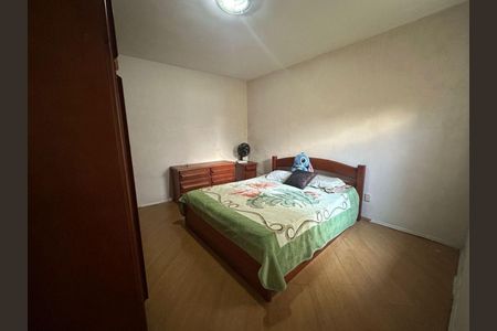 Casa à venda com 3 quartos, 140m² em Vila Carrão, São Paulo