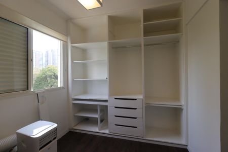 Apartamento à venda com 66m², 3 quartos e 1 vagaCloset do Quarto 1