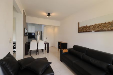 Sala de apartamento à venda com 3 quartos, 66m² em Vila Bastos, Santo André