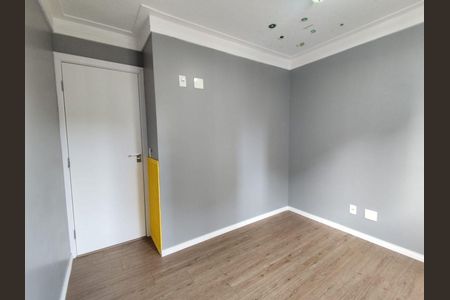 Apartamento à venda com 3 quartos, 76m² em Vila Paulo Silas, São Paulo