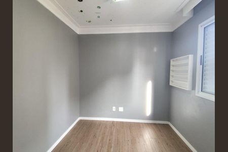 Apartamento à venda com 3 quartos, 76m² em Vila Paulo Silas, São Paulo