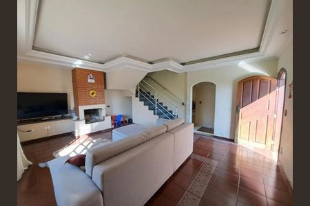 Casa à venda com 3 quartos, 256m² em Parque Terra Nova II, São Bernardo do Campo