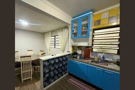 Casa à venda com 4 quartos, 218m² em Parque Terra Nova II, São Bernardo do Campo