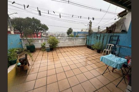 Casa à venda com 4 quartos, 218m² em Parque Terra Nova II, São Bernardo do Campo