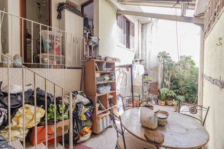 Casa para alugar com 133m², 3 quartos e 2 vagasQuintal