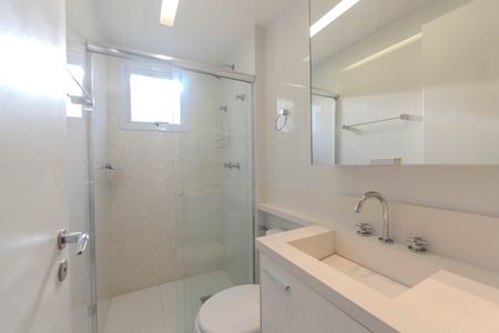 Apartamento à venda com 59m², 2 quartos e 1 vaga Apartamento à venda com 59m², 2 quartos e 1 vagaBanheiro
