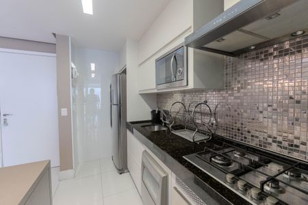 Apartamento à venda com 59m², 2 quartos e 1 vaga Apartamento à venda com 59m², 2 quartos e 1 vagaCozinha e Área de Serviço