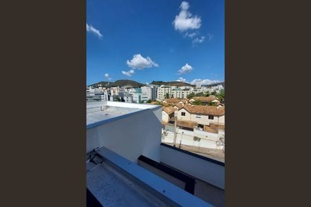 Casa à venda com 87m², 2 quartos e 2 vagas