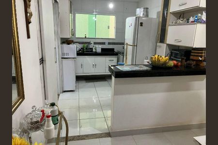 Casa à venda com 3 quartos, 111m² em Várzea das Moças, Niterói