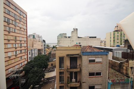 Vista da Sala de apartamento à venda com 2 quartos, 84m² em Centro Histórico, Porto Alegre