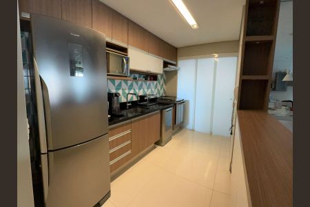Apartamento à venda com 88m², 2 quartos e 2 vagas Apartamento à venda com 88m², 2 quartos e 2 vagasCozinha
