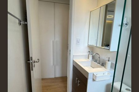 Apartamento à venda com 88m², 2 quartos e 2 vagas Apartamento à venda com 88m², 2 quartos e 2 vagasBanheiro da Suíte