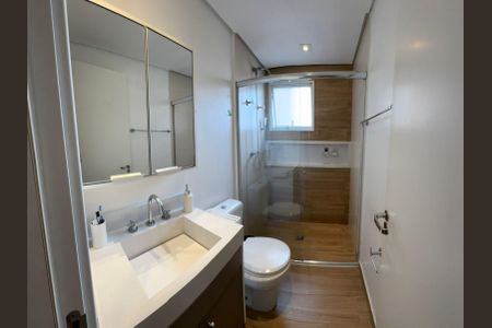 Apartamento à venda com 88m², 2 quartos e 2 vagas Apartamento à venda com 88m², 2 quartos e 2 vagasBanheiro da Suíte