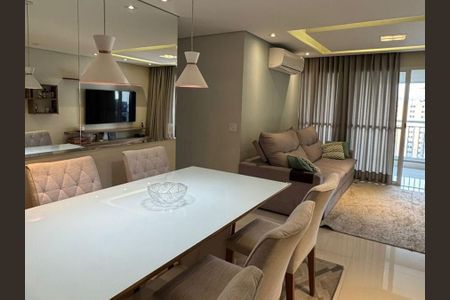 Apartamento à venda com 88m², 2 quartos e 2 vagas Apartamento à venda com 88m², 2 quartos e 2 vagasSala