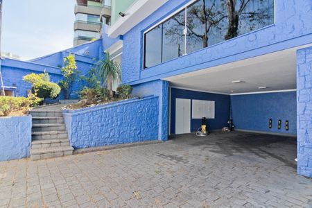 Casa à venda com 340m², 4 quartos e 4 vagasÁrea Externa