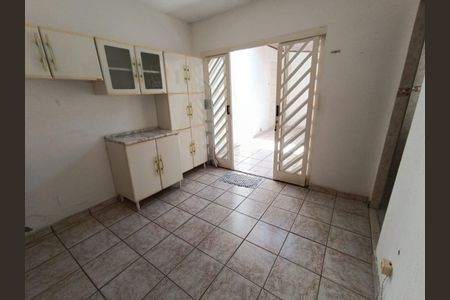 Foto 13 de casa à venda com 2 quartos, 100m² em Jardim São Pedro, Campinas