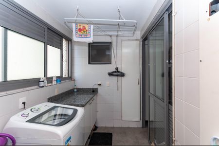 Apartamento à venda com 88m², 2 quartos e 2 vagasÁrea de Serviço