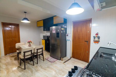 Casa à venda com 130m², 3 quartos e 2 vagasCozinha