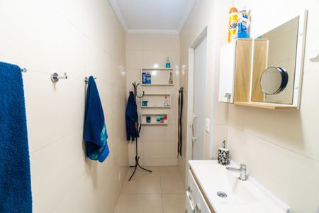 Casa à venda com 130m², 3 quartos e 2 vagasBanheiro da Suíte