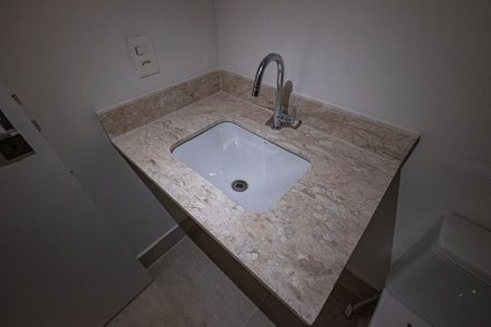 Banheiro de kitnet/studio à venda com 1 quarto, 35m² em Cerqueira César, São Paulo