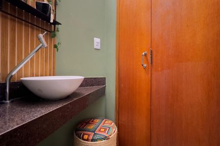 Lavabo de casa à venda com 3 quartos, 160m² em Jardim Rizzo, Guarulhos