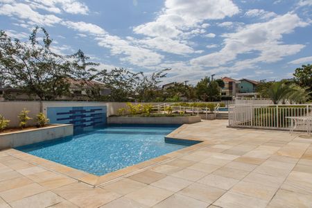 Apartamento à venda com 86m², 3 quartos e 2 vagas Apartamento à venda com 86m², 3 quartos e 2 vagasÁrea comum - Piscina