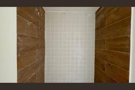 Apartamento à venda com 117m², 2 quartos e 2 vagas Apartamento à venda com 117m², 2 quartos e 2 vagasBanheiro