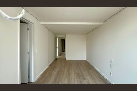 Apartamento à venda com 117m², 2 quartos e 2 vagas Apartamento à venda com 117m², 2 quartos e 2 vagasSuíte