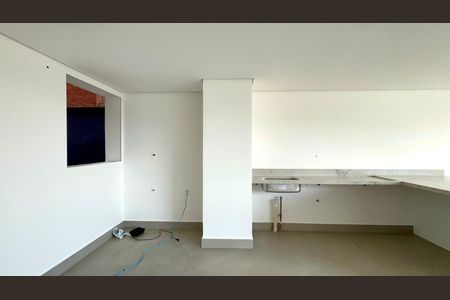 Apartamento à venda com 117m², 2 quartos e 2 vagas Apartamento à venda com 117m², 2 quartos e 2 vagasCozinha
