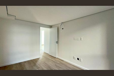 Apartamento à venda com 117m², 2 quartos e 2 vagas Apartamento à venda com 117m², 2 quartos e 2 vagasQuarto