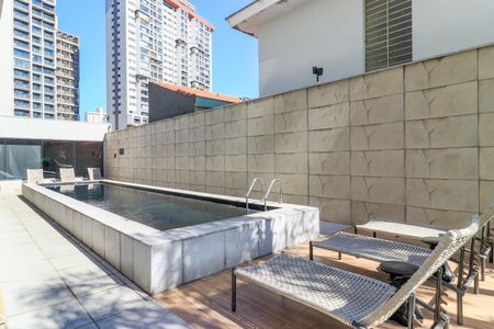 Studio à venda com 28m², 1 quarto e sem vagaÁrea comum - Piscina