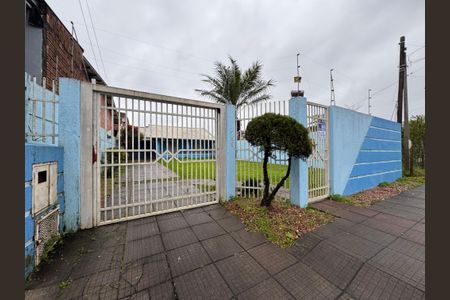 Casa à venda com 131m², 2 quartos e 2 vagasFachada