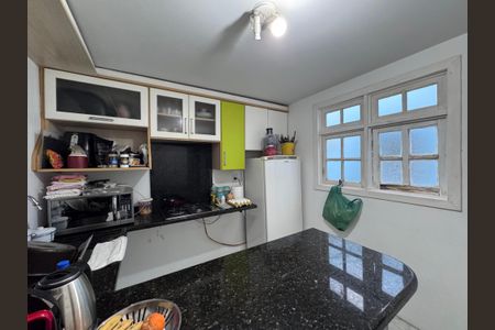 Casa à venda com 131m², 2 quartos e 2 vagasCozinha