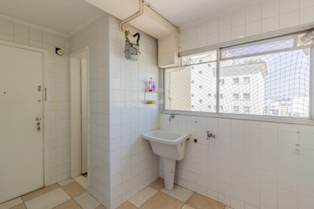 Apartamento para alugar com 168m², 4 quartos e 2 vagas Apartamento para alugar com 168m², 4 quartos e 2 vagasÁrea de Serviço