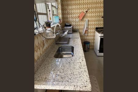 Casa à venda com 3 quartos, 130m² em Jardim Maria Estela, São Paulo