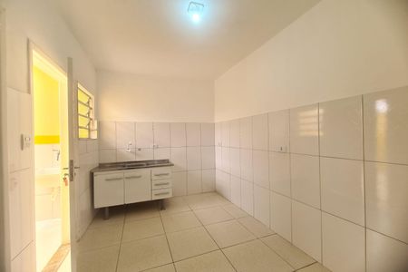 Cozinha de casa para alugar com 1 quarto, 38m² em Jardim Vila Formosa, São Paulo