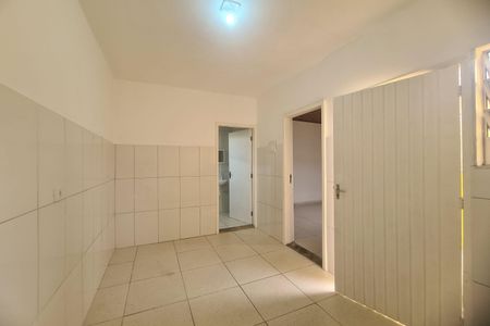 Cozinha de casa para alugar com 1 quarto, 38m² em Jardim Vila Formosa, São Paulo